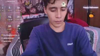 Tommy_carlos live cam on Cam4