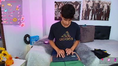 Tommy_carlos live cam on Cam4