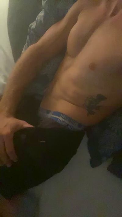 Tomtom74000 live cam on Cam4