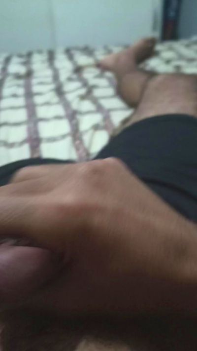 Ton8795 live cam on Cam4