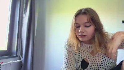 TonaMccaleb live cam on Cam4