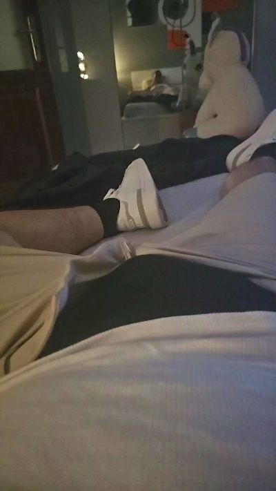 Tonello88 live cam on Cam4