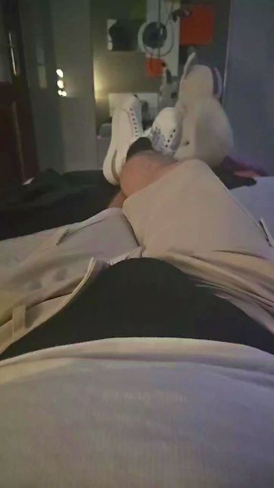 Tonello88 live cam on Cam4