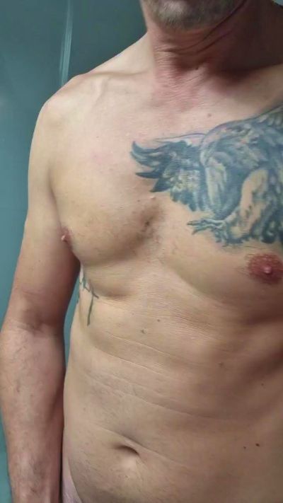 Toni38 live cam on Cam4