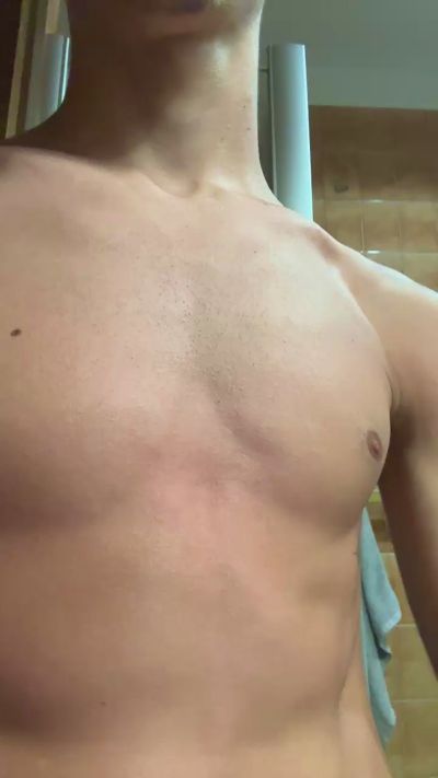 Toni4real live cam on Cam4