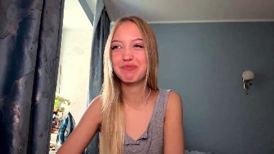 ToniaNephew live cam on Cam4