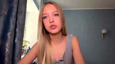 ToniaNephew live cam on Cam4