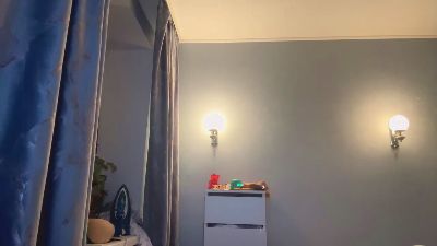 ToniaNephew live cam on Cam4