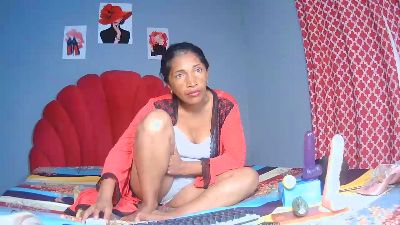 Tonicia live cam on Cam4