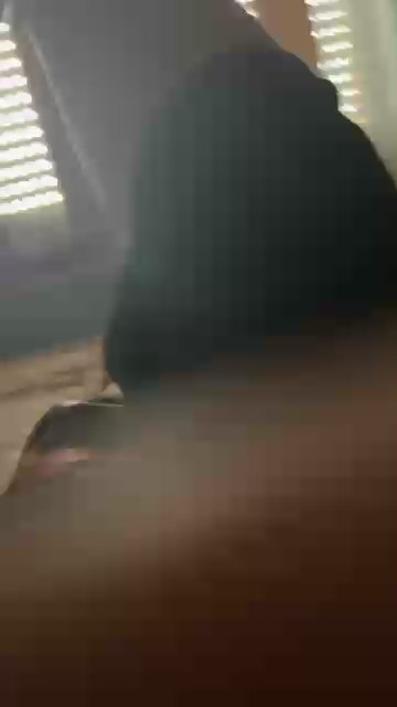 Toninox77 live cam on Cam4