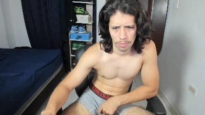 Tonnymiller live cam on Cam4