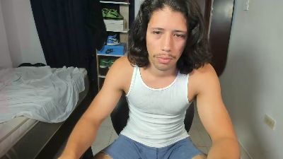 Tonnymiller live cam on Cam4