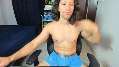 Tonnymiller live cam on Cam4
