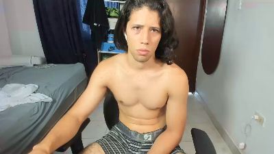 Tonnymiller live cam on Cam4