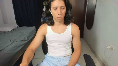 Tonnymiller live cam on Cam4