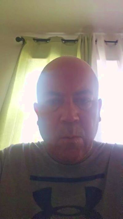 TonyElisia1976 live cam on Cam4