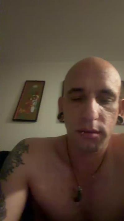TonyFanns live cam on Cam4