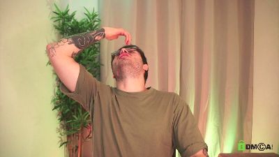 Tony_Wylie live cam on Cam4