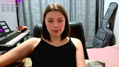 TonyaNatiello live cam on Cam4