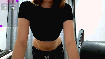 TonyaNatiello live cam on Cam4