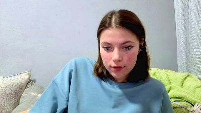 TonyaNatiello live cam on Cam4