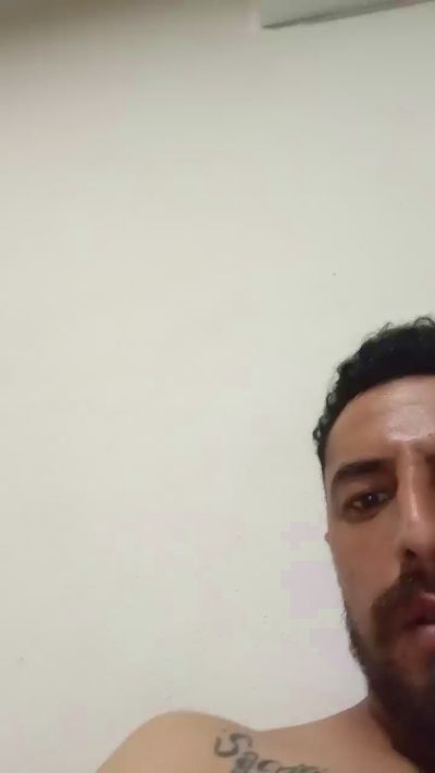 Tonydicck88 live cam on Cam4