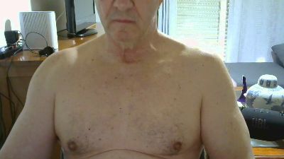 Tonyxxx64 live cam on Cam4