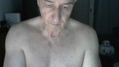 Tonyxxx64 live cam on Cam4
