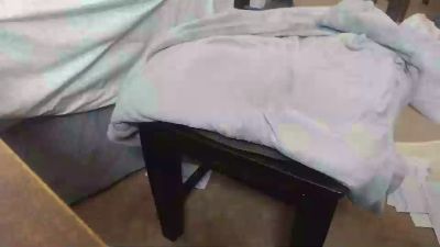 Toolie5719 live cam on Cam4