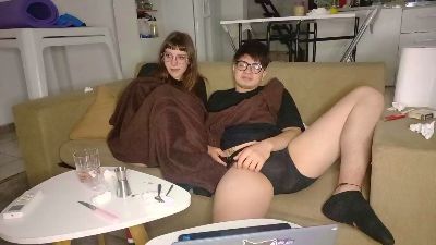 ToomLe live cam on Cam4
