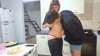 ToomLe live cam on Cam4