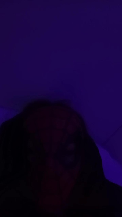 Tooooouchme live cam on Cam4
