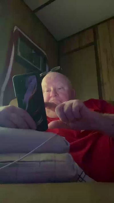 Tootyrooty live cam on Cam4