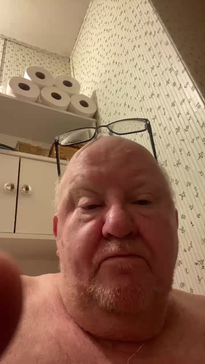 Tootyrooty live cam on Cam4
