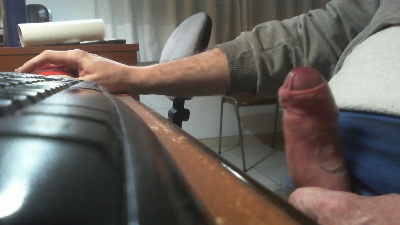 TopMacho40 live cam on Cam4