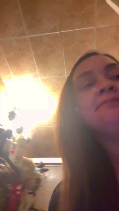 ToriThatGirl89 live cam on Cam4