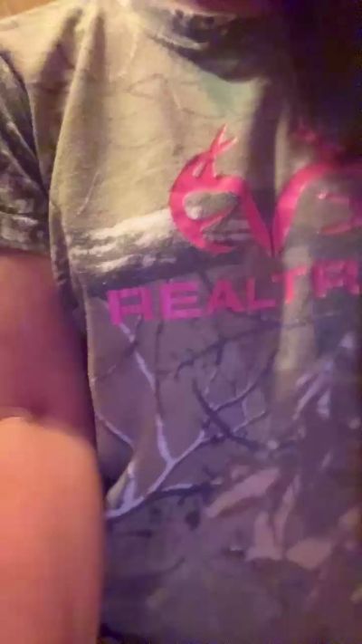 ToriThatGirl89 live cam on Cam4