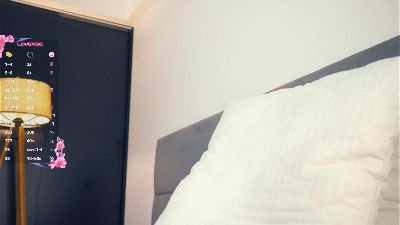 ToshiaKrawetz live cam on Cam4