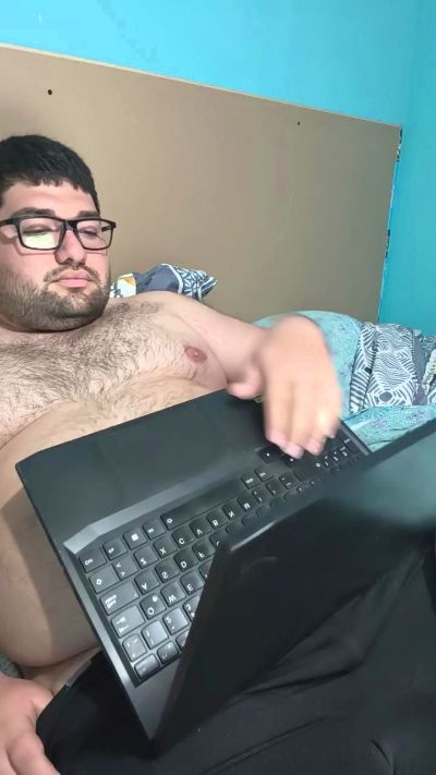 Tote live cam on Cam4