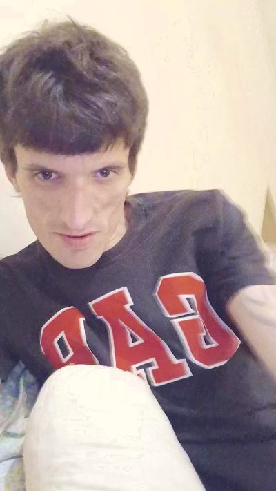 TouchMe35 live cam on Cam4
