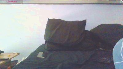 Toulonnais83200 live cam on Cam4