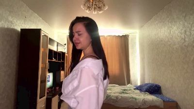 TovaOkubo live cam on Cam4