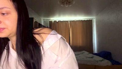 TovaOkubo live cam on Cam4