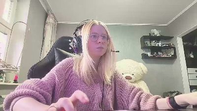 TraceeLiles live cam on Cam4