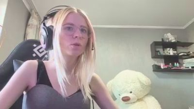 TraceeLiles live cam on Cam4