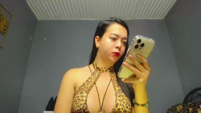 Transmanilasue live cam on Cam4