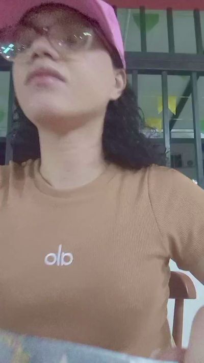 Transputinha83 live cam on Cam4