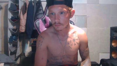TrapMasterB live cam on Cam4