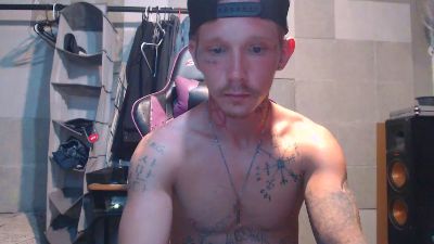 TrapMasterB live cam on Cam4
