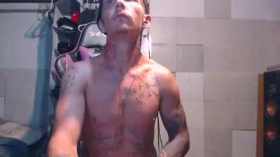TrapMasterB live cam on Cam4